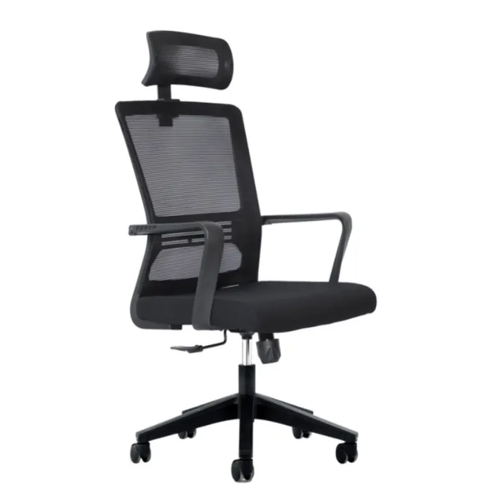 Poltrona Ergonomica Consula Nera con Schienale in Mesh, Poggiatesta Regolabile e Supporto Lombare