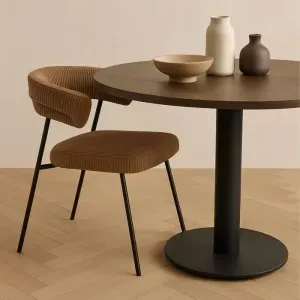 Set 4 Poltrone LARA in Velluto Tortora con Seduta Imbottita, Schienale Avvolgente e Gambe in Metallo Nero, 59 × 58 × 77,5 cm