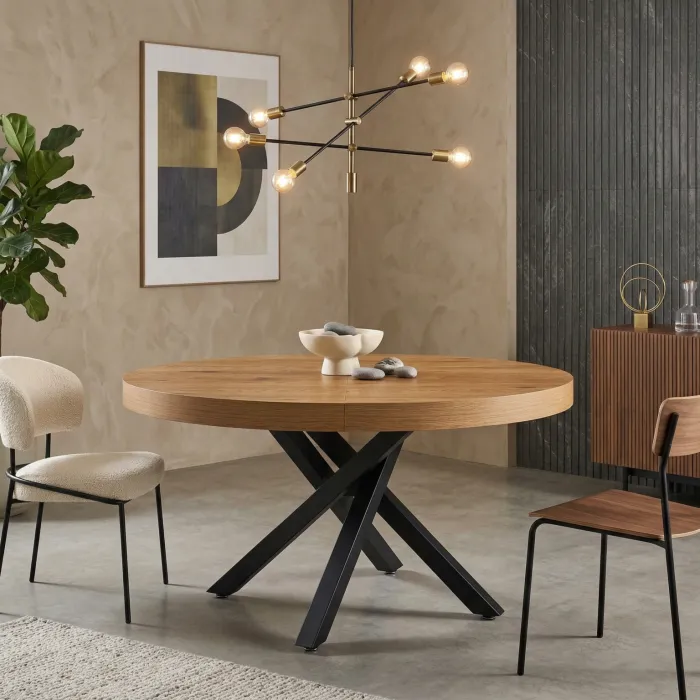 Tavolo Estensibile ZEFIRO con Piano Rovere e Gambe Incrociate in Metallo Nero, Ø120–160 cm