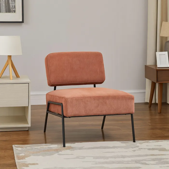 Poltrona Morgana in Tessuto Ruggine con Seduta Imbottita, Design Moderno e Compatto per Salotto, 64 x 71 x 74 cm